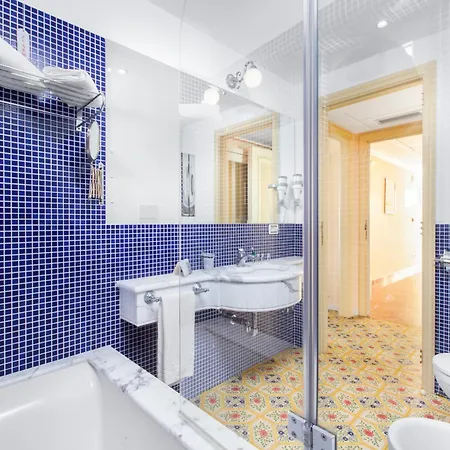 Hotel Antiche Mura 4*