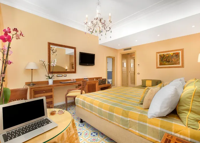 アンティケ ムラ 4* ソレント