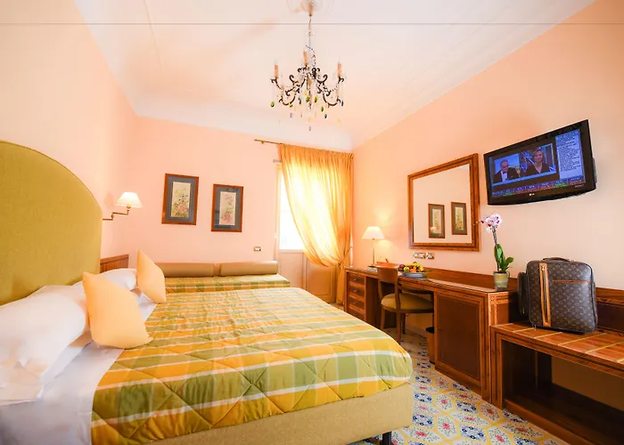 アンティケ ムラ 4* ソレント