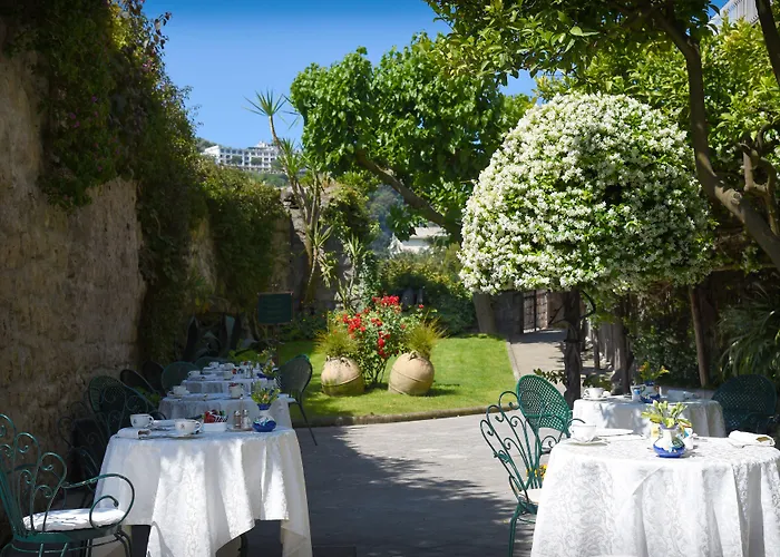 ホテル アンティケ ムラ