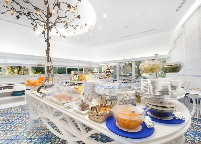 アンティケ ムラ ホテル