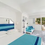 Отель Antiche Mura 4*