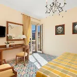 Hotell Antiche Mura 4*