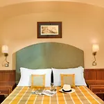 Antiche Mura 4*