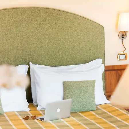 Antiche Mura Szálloda 4*